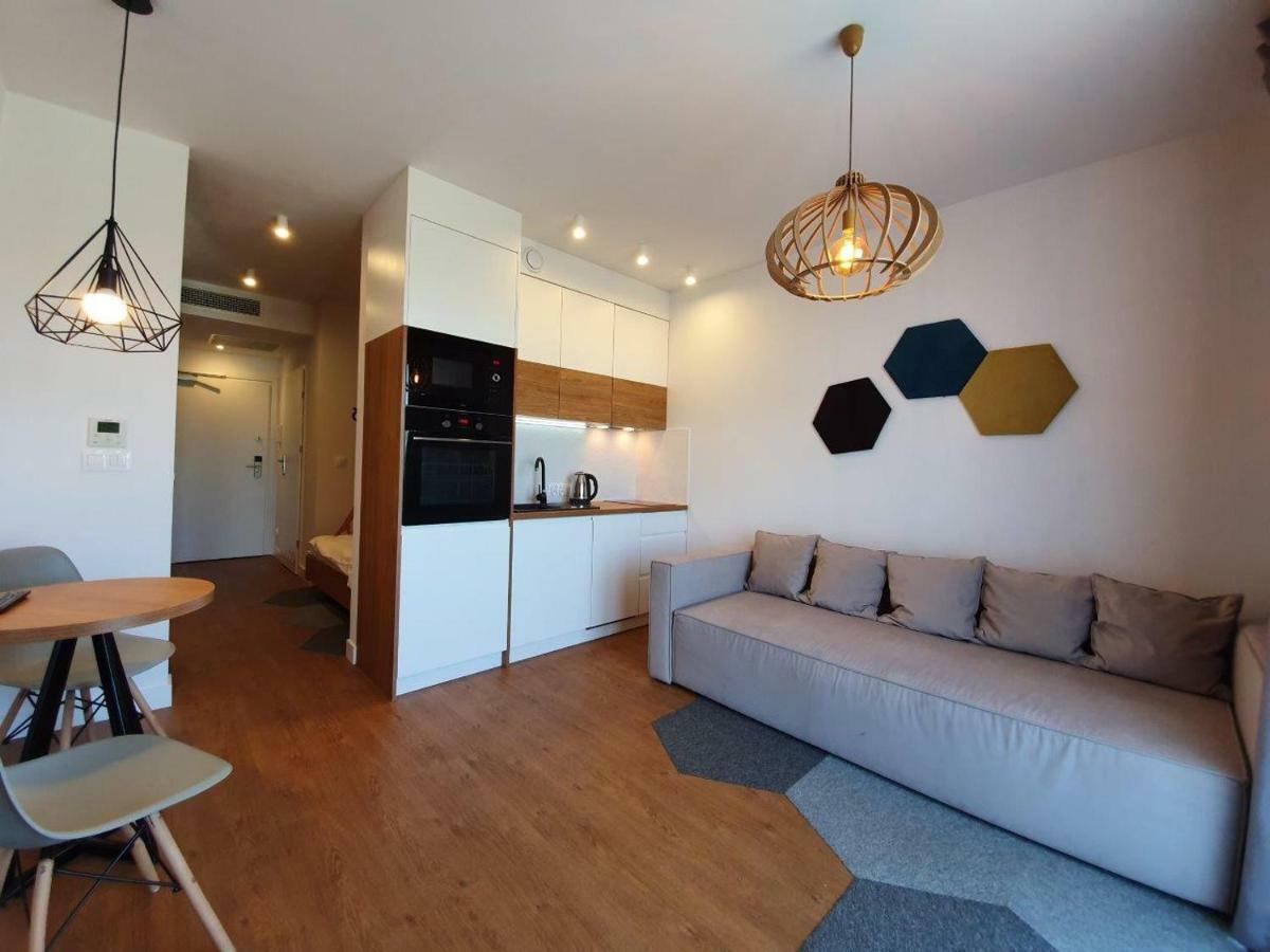 Prywatne Apartamenty W Hotelu - 365Pam Sarbinowo Exterior photo